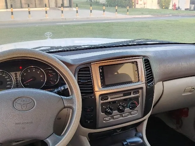 Photo of 2004 Toyota Land Cruiser GX