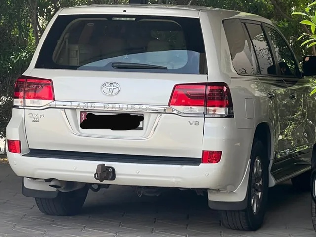Photo of 2018 Toyota Land Cruiser GXR
