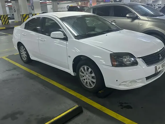 Photo of 2009 Mitsubishi Galant