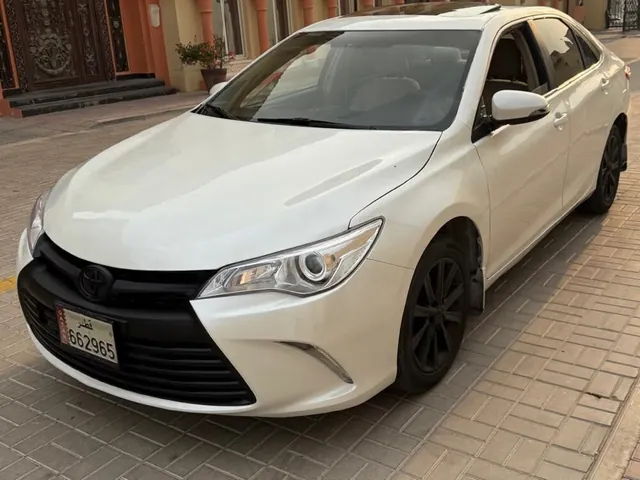 صورة 2016 تويوتا كامري GLX