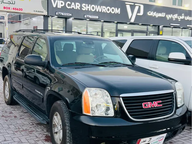 Photo of 2012 GMC Suburban