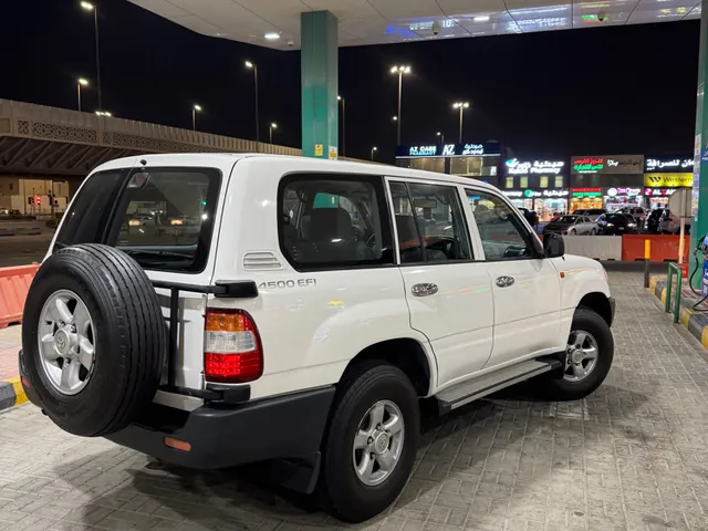 Photo of 2006 Toyota Land Cruiser G