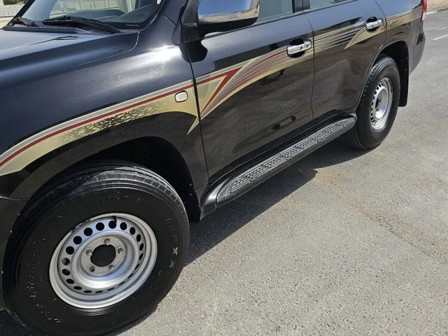 Photo of 2010 Toyota Land Cruiser GXR