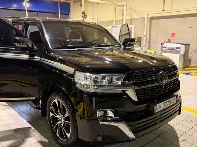 Photo of 2021 Toyota Land Cruiser VXR