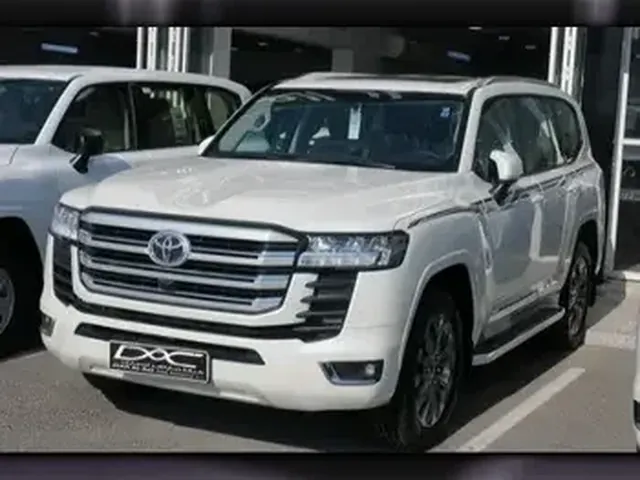 Photo of 2024 Toyota Land Cruiser GXR
