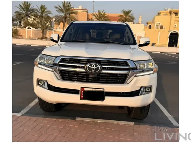 Photo of 2018 Toyota Land Cruiser VXR