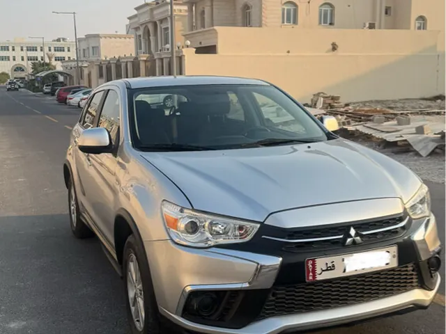 صورة 2019 ميتسوبيشي ASX