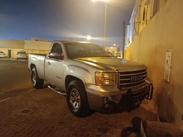 Photo of 2011 GMC Sierra 1500