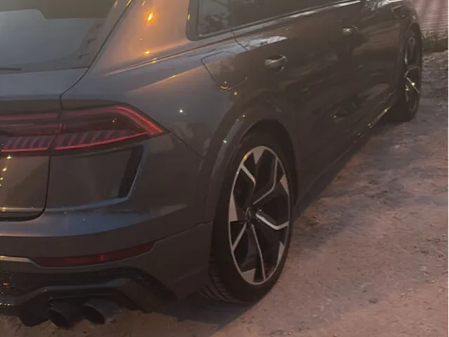 Photo of 2021 Audi RS Q8