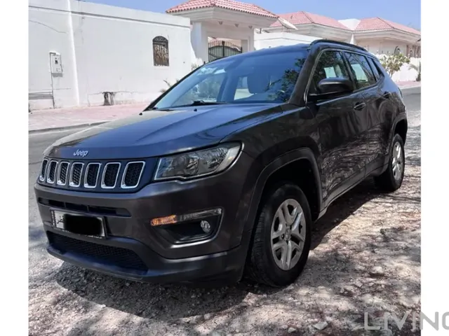 Photo of 2021 Jeep Compass Longitude