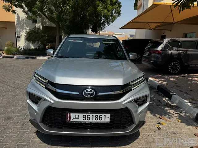 صورة 2025 تويوتا اوربان كروزر