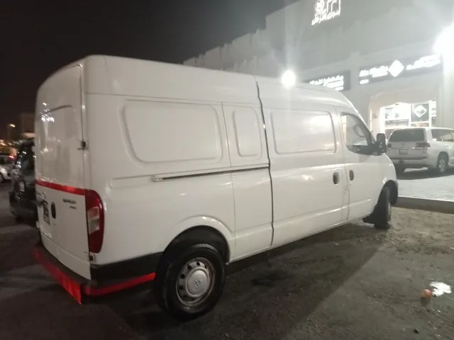 Photo of 2016 Maxus V80