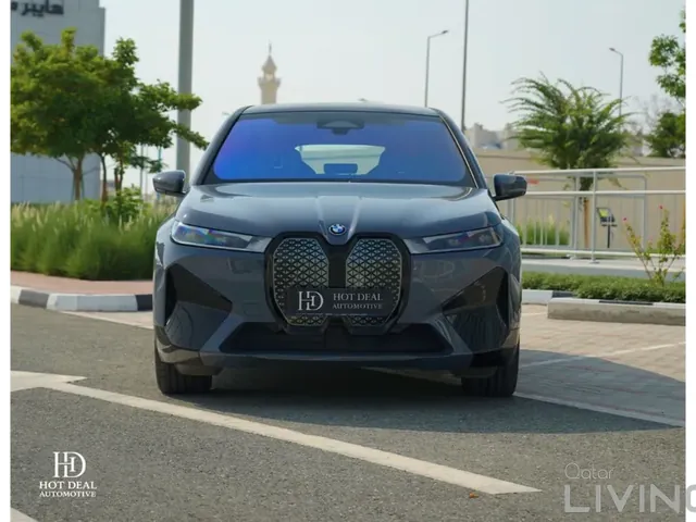 Photo of 2024 BMW iX xDrive40