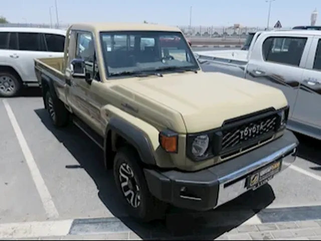 صورة 2025 تويوتا لاند كروزر LX