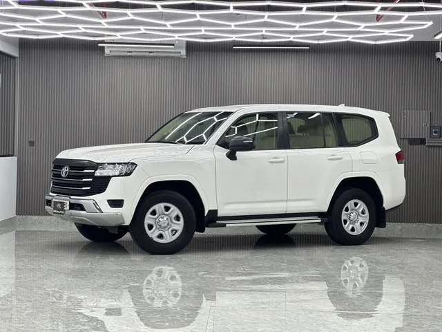 Photo of 2023 Toyota Land Cruiser GX