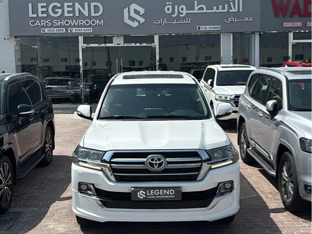 صورة 2019 تويوتا لاند كروزر GXR