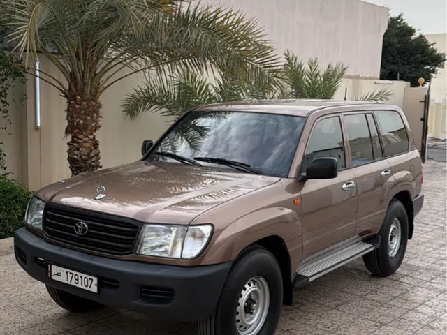 Photo of 1998 Toyota Land Cruiser G