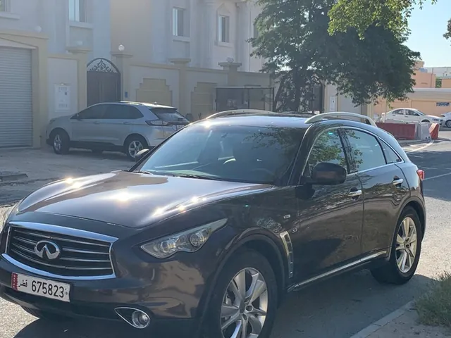 Photo of 2014 Infiniti Q70