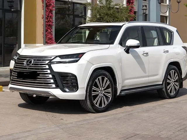 Photo of 2025 Lexus LX 600
