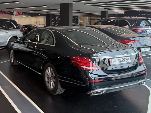 Photo of 2018 Mercedes-Benz E 200