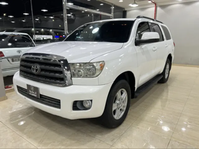 Photo of 2014 Toyota Sequoia Limited