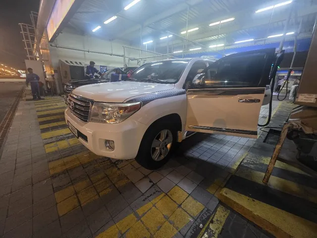Photo of 2015 Toyota Land Cruiser GXR