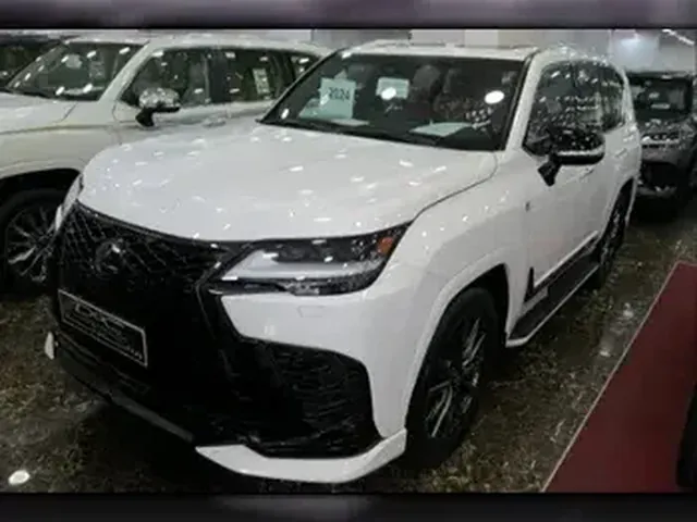 صورة 2024 لكزس LX 600 اف سبورت