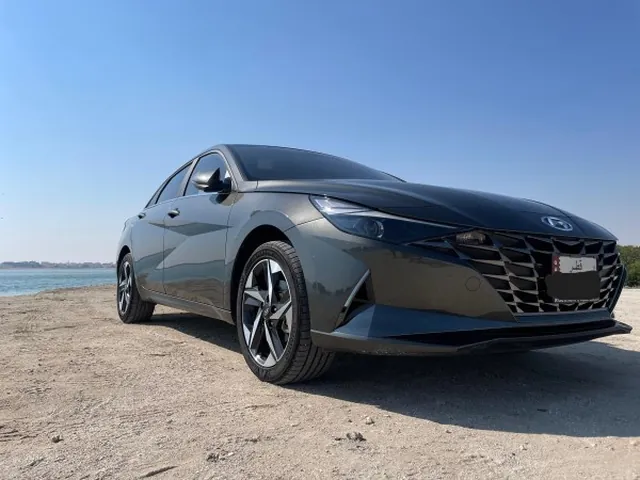 Photo of 2023 Hyundai Elantra