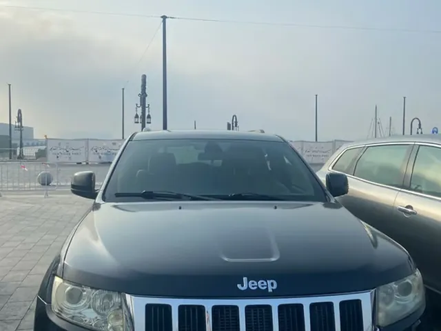 Photo of 2013 Jeep Grand Cherokee Limited