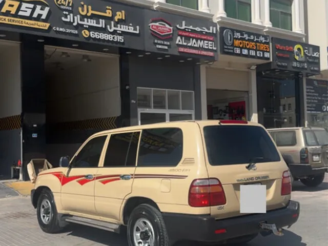 Photo of 2000 Toyota Land Cruiser GXR