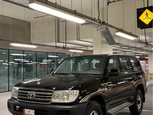 Photo of 2006 Toyota Land Cruiser GX