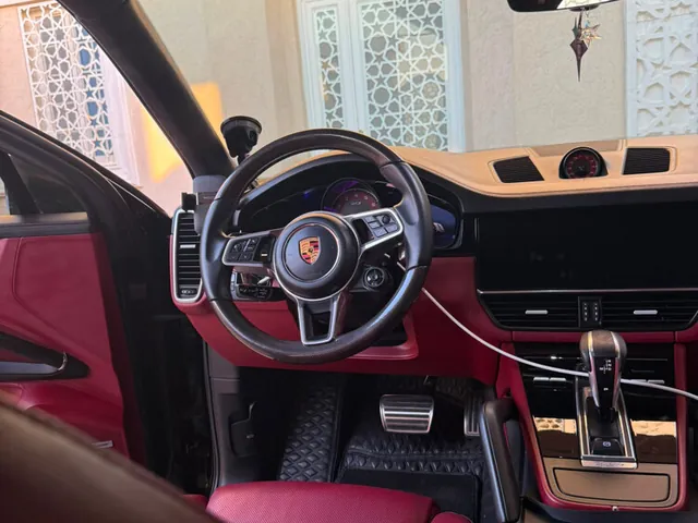 Photo of 2021 Porsche Cayenne GTS