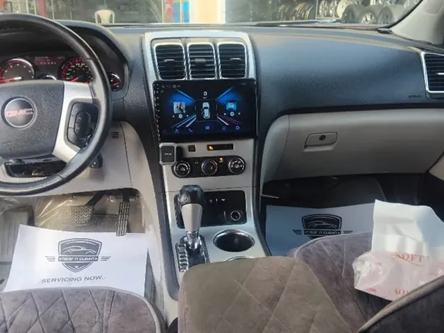 Photo of 2012 GMC Acadia