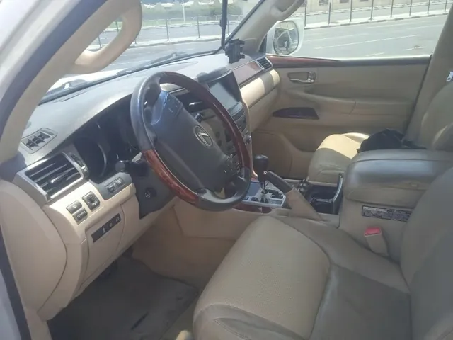 Photo of 2012 Lexus LX 570
