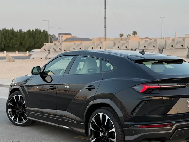 Photo of 2019 Lamborghini Urus S