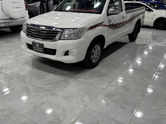 Photo of 2014 Toyota Hilux SR5