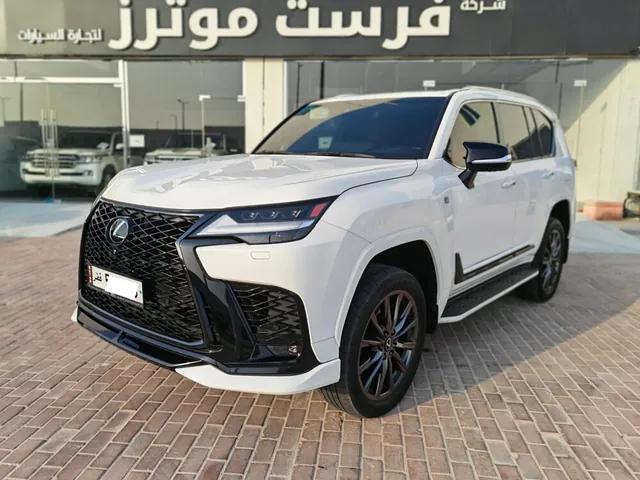 Photo of 2024 Lexus LX 600