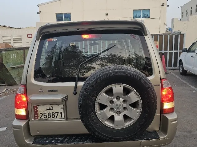 Photo of 2003 Mitsubishi Pajero 3.5