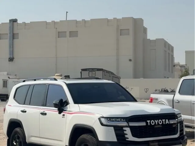 Photo of 2025 Toyota Land Cruiser GR Sport