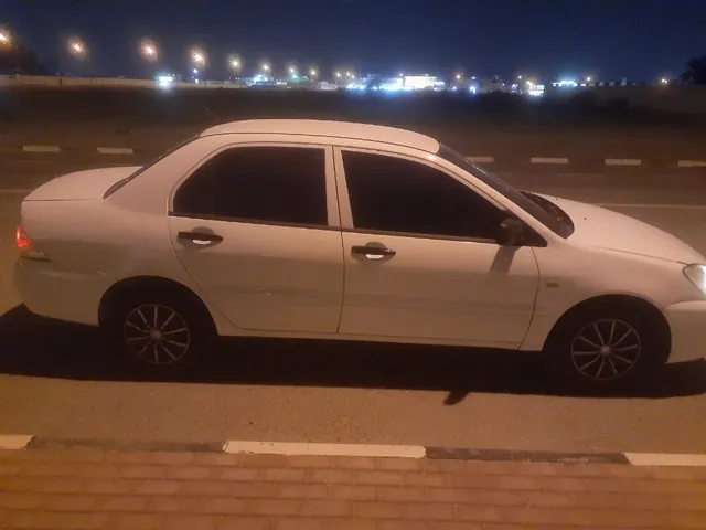 صورة 2007 ميتسوبيشي لانسر EX