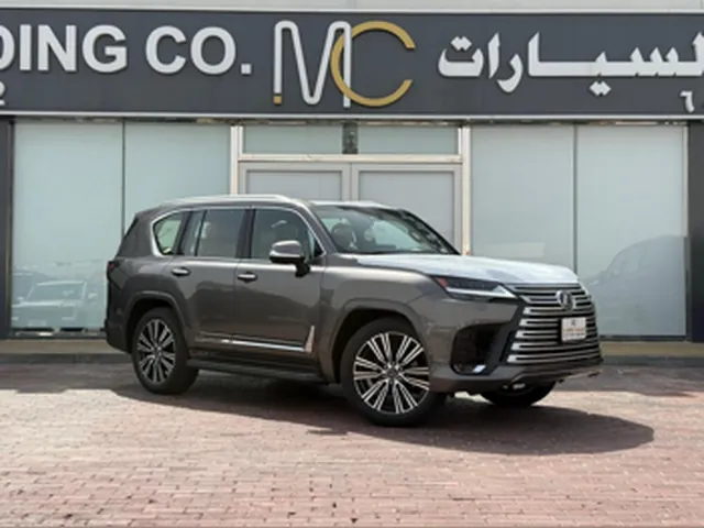 صورة 2026 لكزس LX 600 لكجري