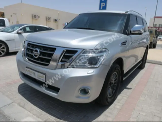 صورة 2015 نيسان باترول بلاتينيوم