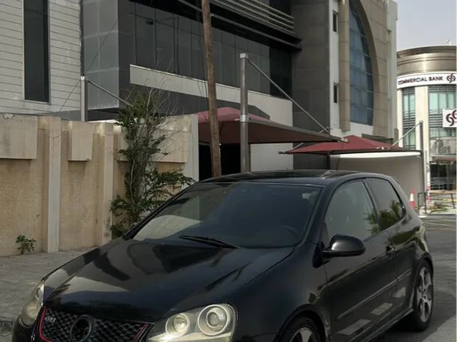 صورة 2010 فولكسفاغن جولف GTI