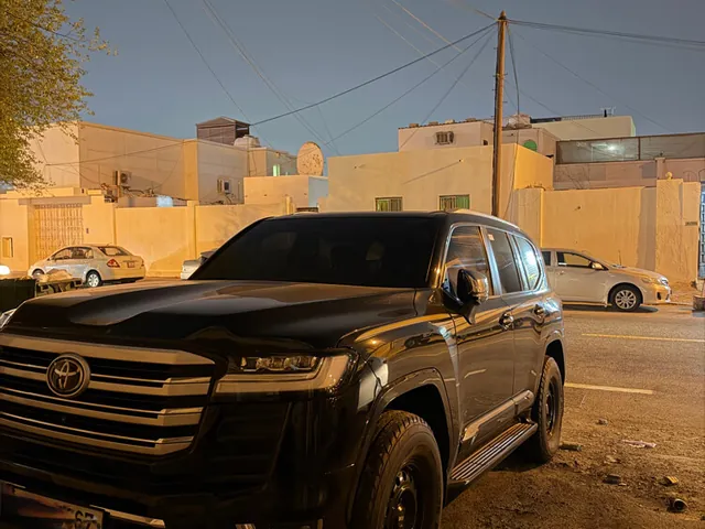 Photo of 2024 Toyota Land Cruiser VXR