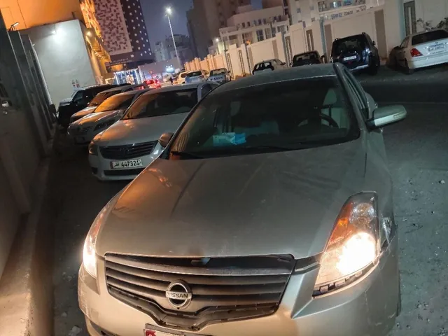 Photo of 2009 Nissan Altima 3.5 SE