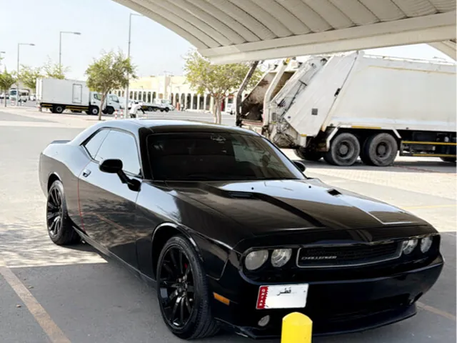 صورة 2012 دودج تشالنجر SXT بلس