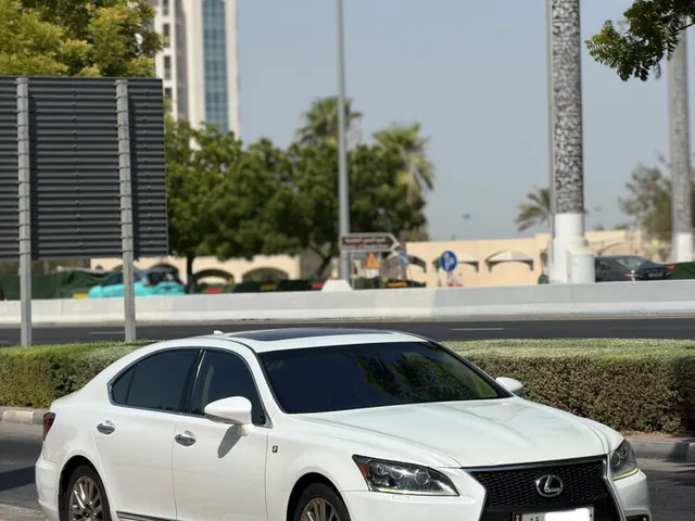 صورة 2015 لكزس ال إس 460 L