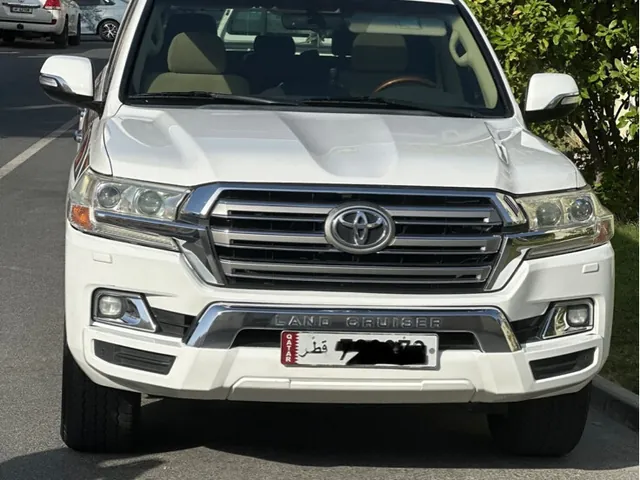 Photo of 2017 Toyota Land Cruiser GXR
