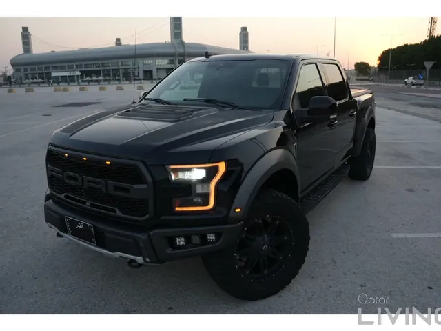 صورة 2019 فورد F-150 رابتور