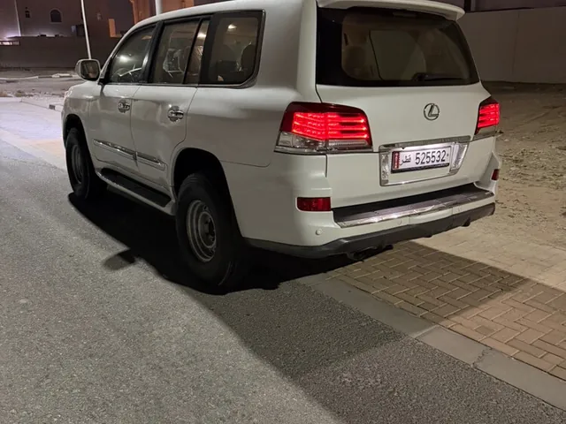 Photo of 2009 Lexus LX 570